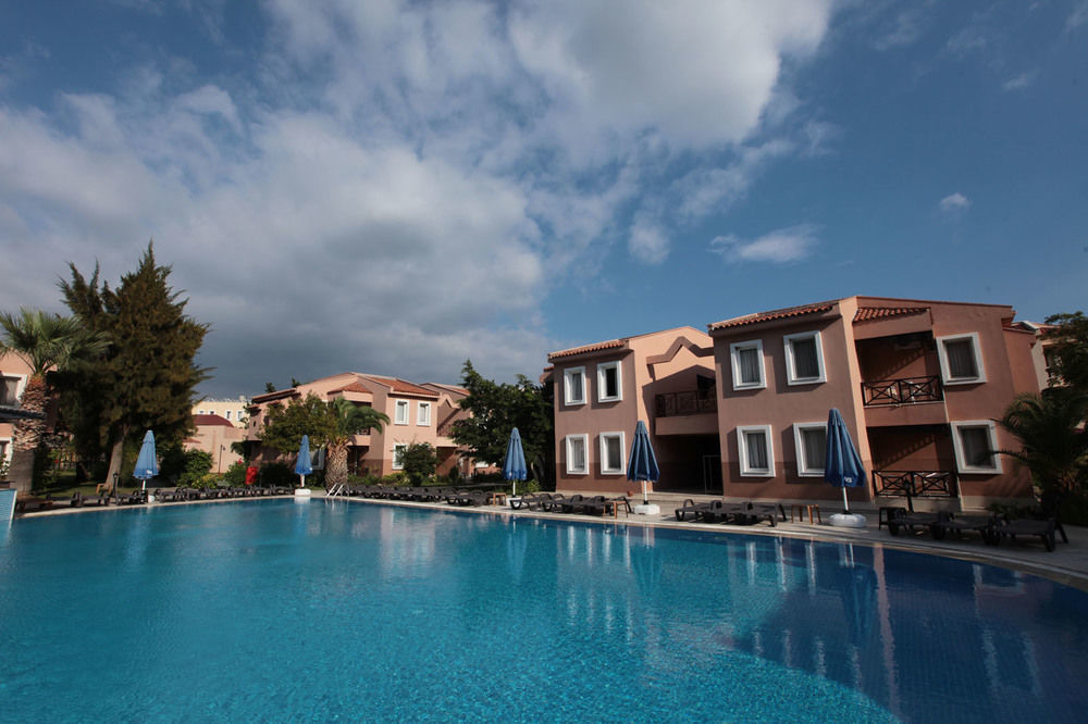 Club Yali Hotels & Resort Gumuldur Luaran gambar